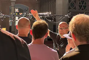 Hans-Martin Buff erläutert die Mikrofonierung.